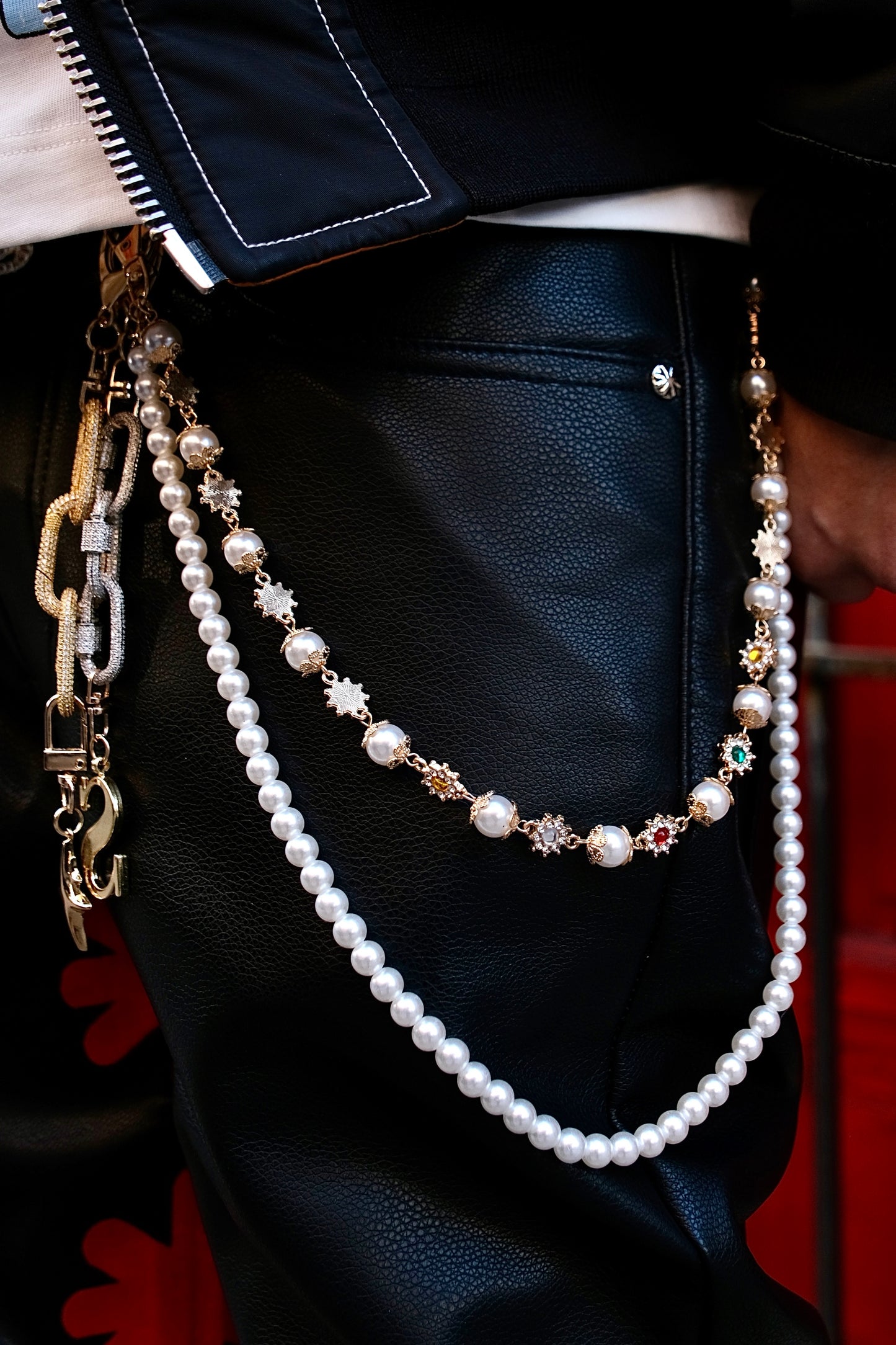 Layed Pearl Belt Chain